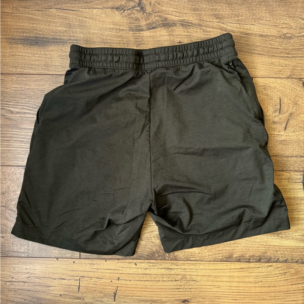 UNIQLO athletic shorts. Size small. Army green.